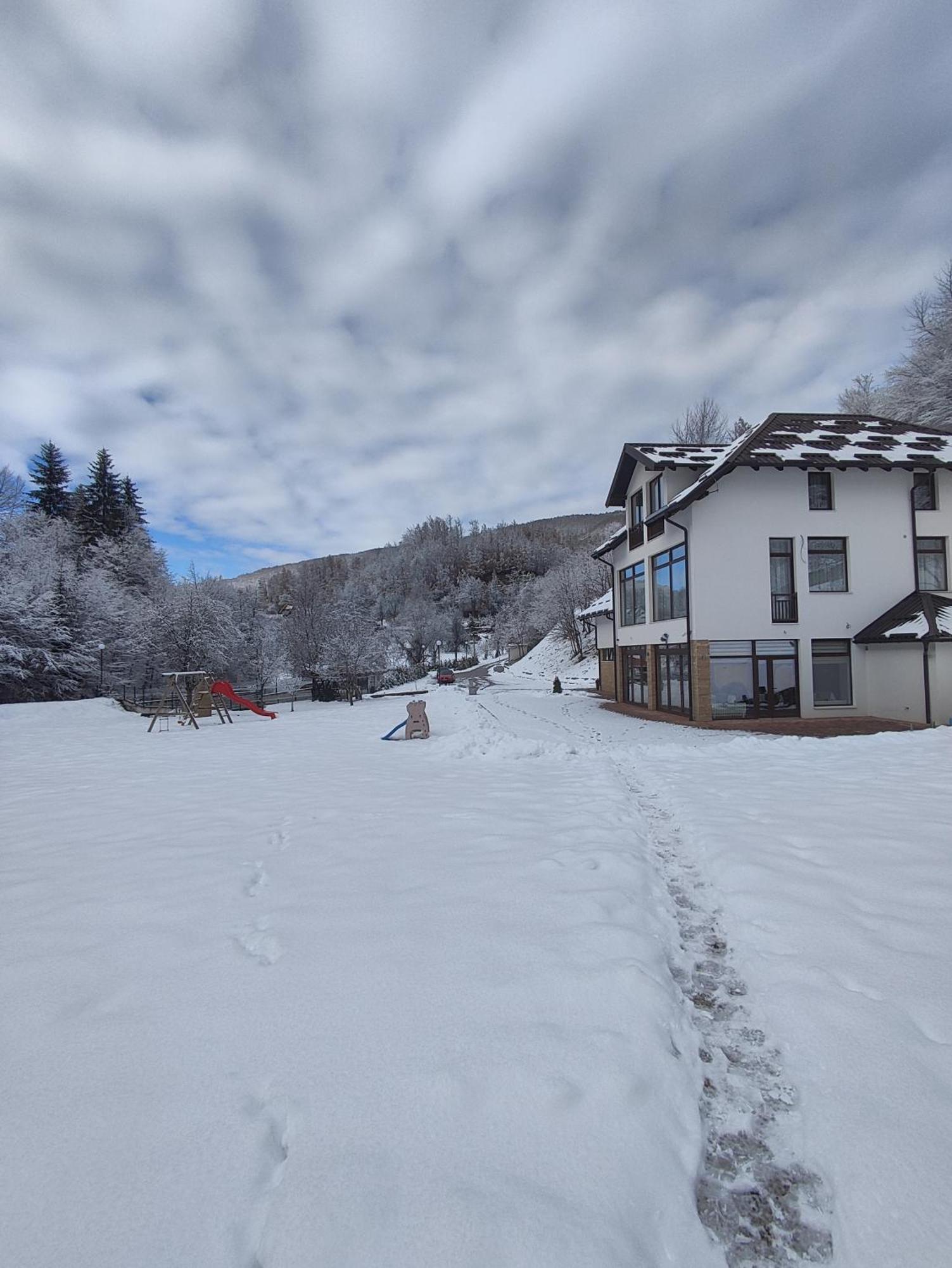 Bed and Breakfast Zlatarska Dolina Нова-Варош Экстерьер фото